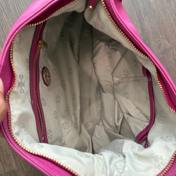 Tory Burch Wildflower Thea Hobo - Picture 3 of 6